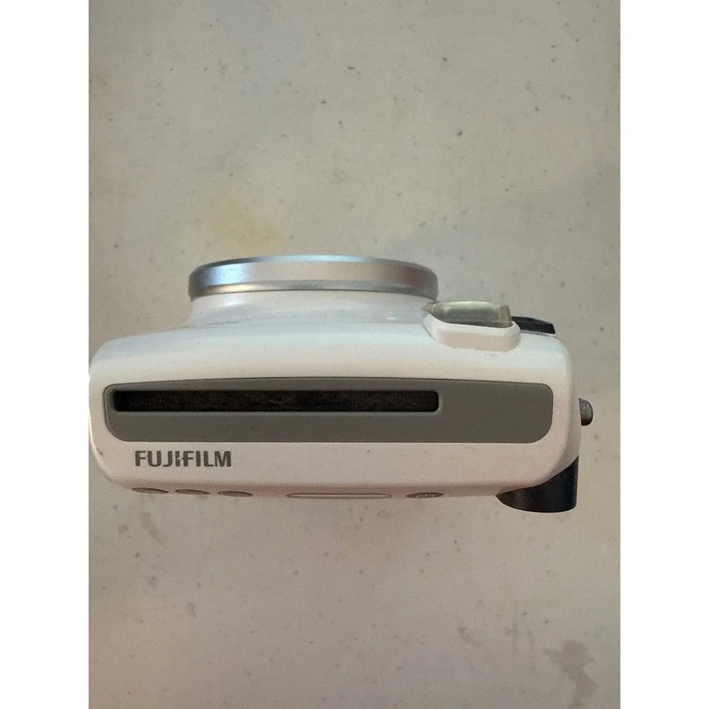 Fujifilm Instax Mini 70 Instant Film Camera White 60mm Lens Selfie Mirror